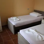 Hotell Athina Velipojë