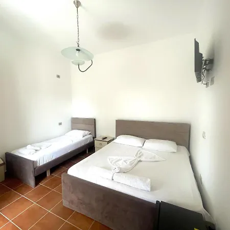 Athina Otel 3*