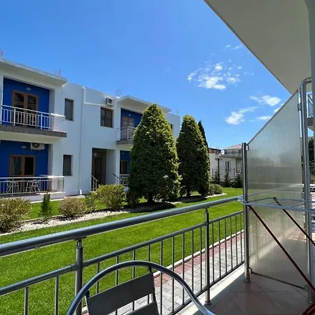 Athina 3*