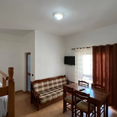 Hotel Athina Velipojë